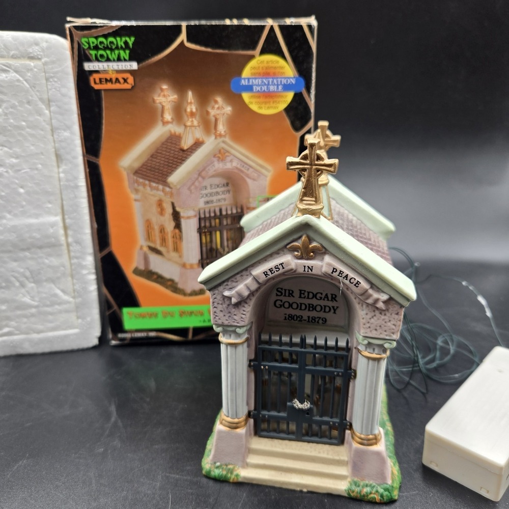 Vtg Lemax Spooky Town Halloween Tomb of Sir Edgar Goodbody Green Light Orig. Box